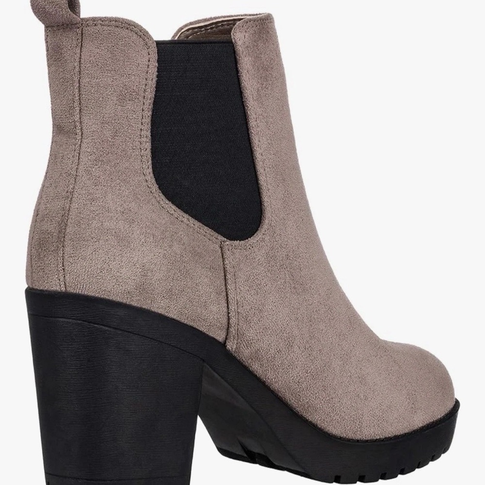 Elegant Taupe Ankle Booties size 7 new Chelsea bootie chunky heel - Picture 2 of 3